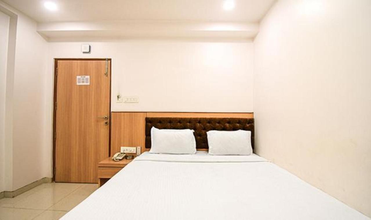 Fabhotel Stay Inn International - Nr Sealdah Station 콜카타 외부 사진