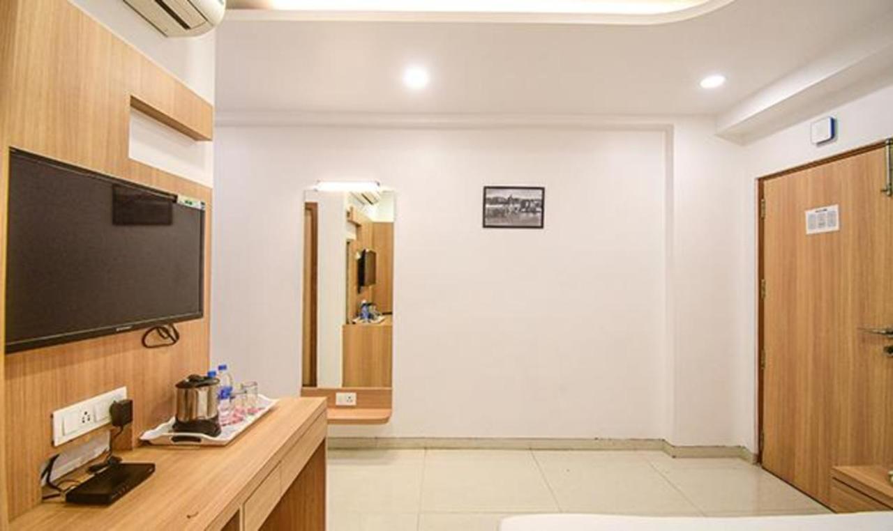 Fabhotel Stay Inn International - Nr Sealdah Station 콜카타 외부 사진