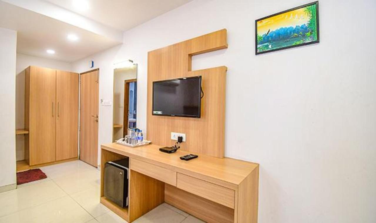Fabhotel Stay Inn International - Nr Sealdah Station 콜카타 외부 사진