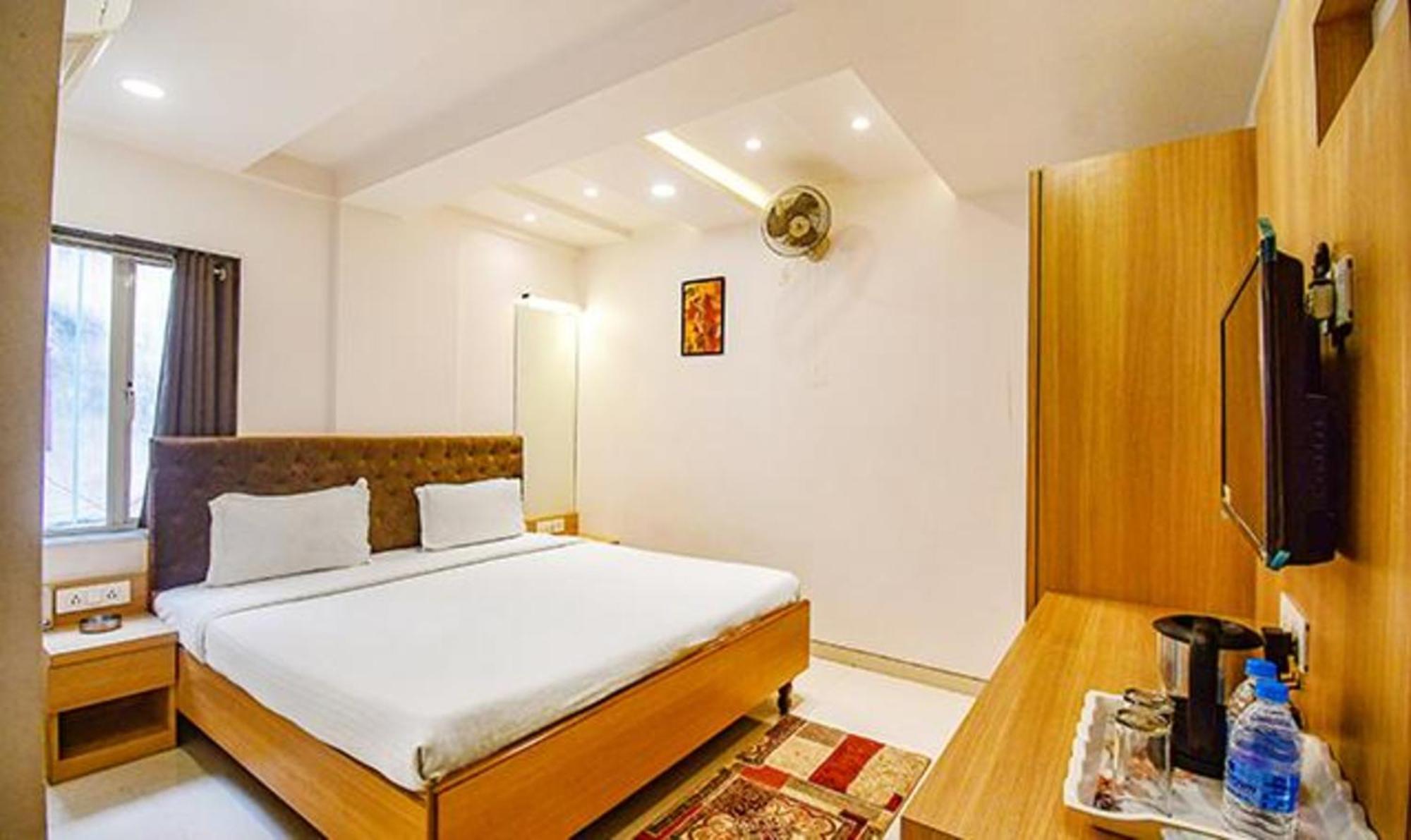 Fabhotel Stay Inn International - Nr Sealdah Station 콜카타 외부 사진